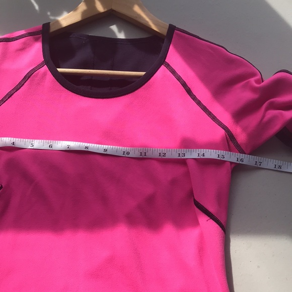 Lululemon Runder Under Long Sleeve shirt Black Swan / Raspberry Glo Light 8 - Picture 12 of 14